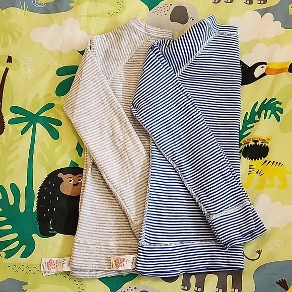 2 reversible Boden long sleeve tops - Picture 9 of 10